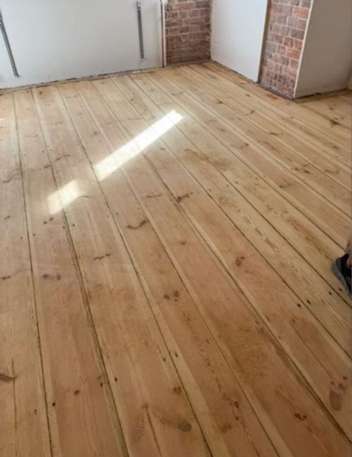 EEC Services LLC – Transforming spaces with expert hardwood flooring in Northwest Florida