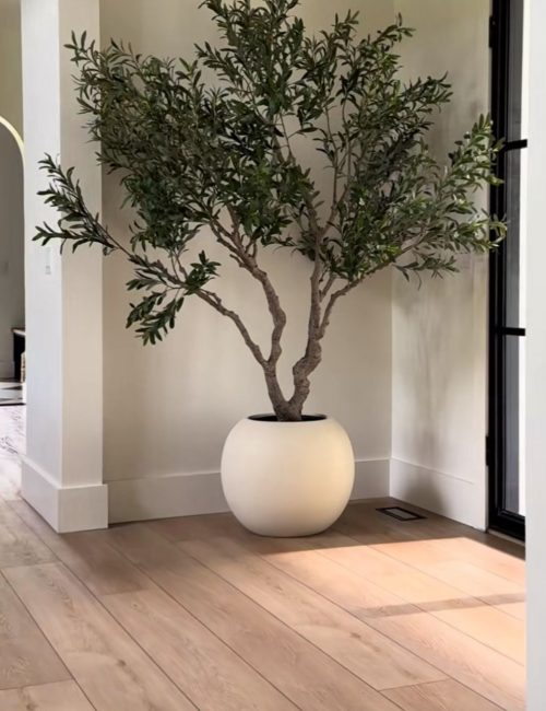 EEC Services LLC – Transforming spaces with expert hardwood flooring in Northwest Florida